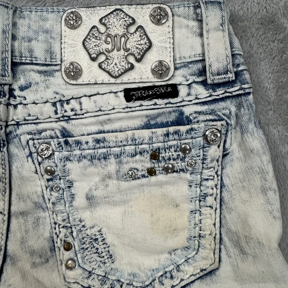 Miss Me Denim Shorts Womens 25 Embellished Studded Low Stretch Denim Y2K Blue